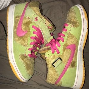 Nike sb mama bear size 9